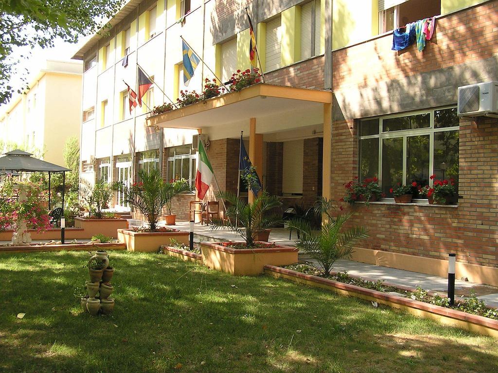 Villaggio Accademia 체제나티코 외부 사진